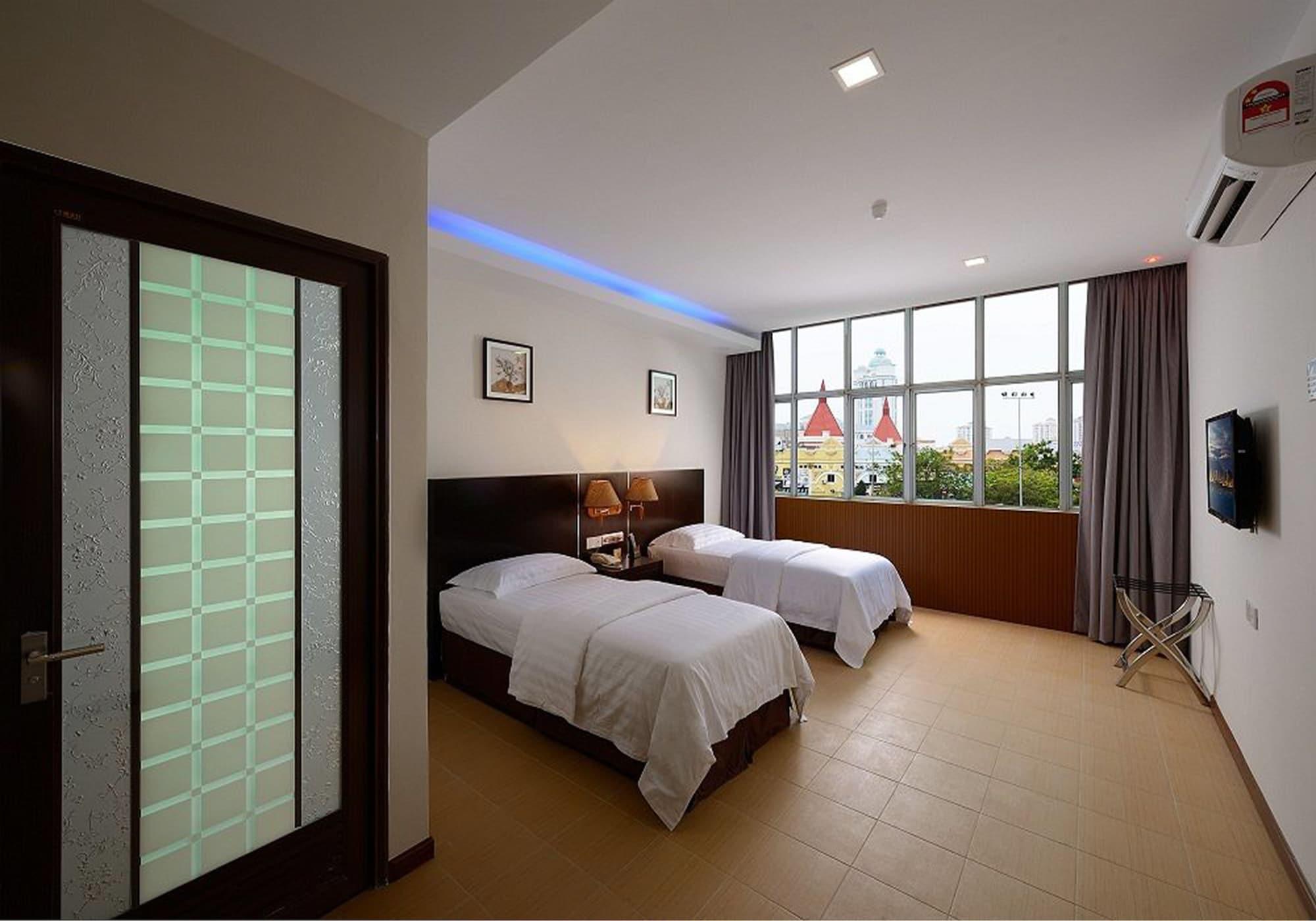 E-Red Hotel Bandar Perda Bukit Mertajam Exterior photo